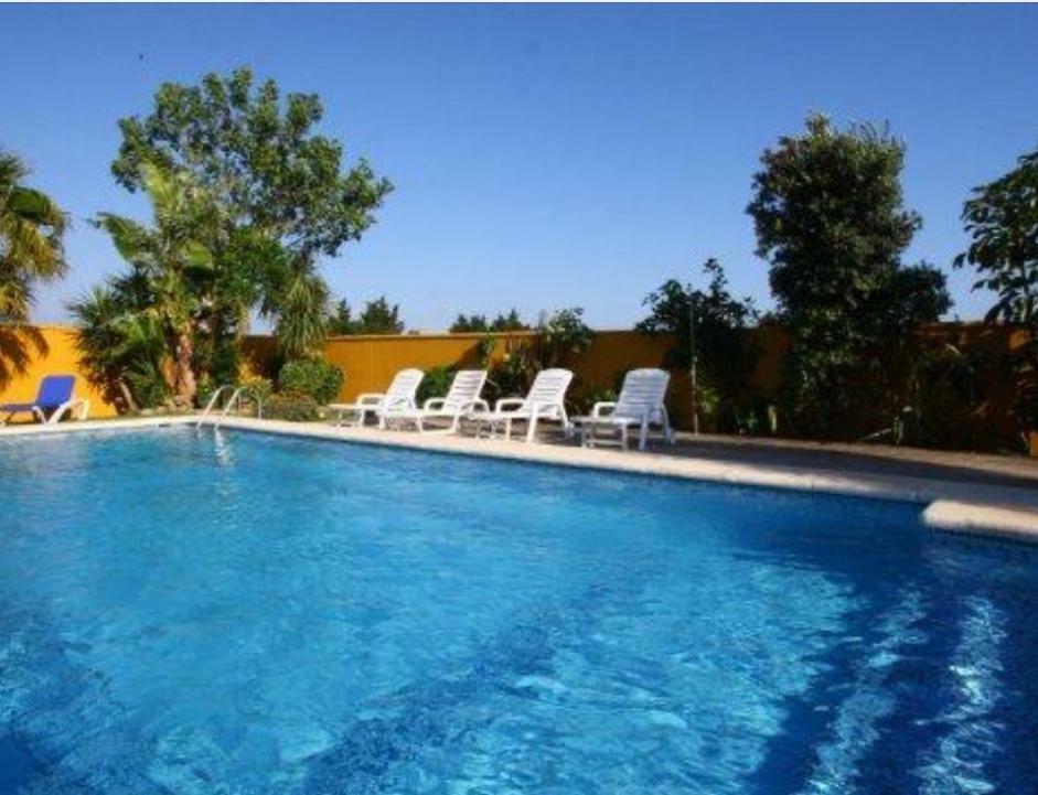 Chalet La Huerta Con Piscina Y Wifi Conil De La Frontera Bagian luar foto