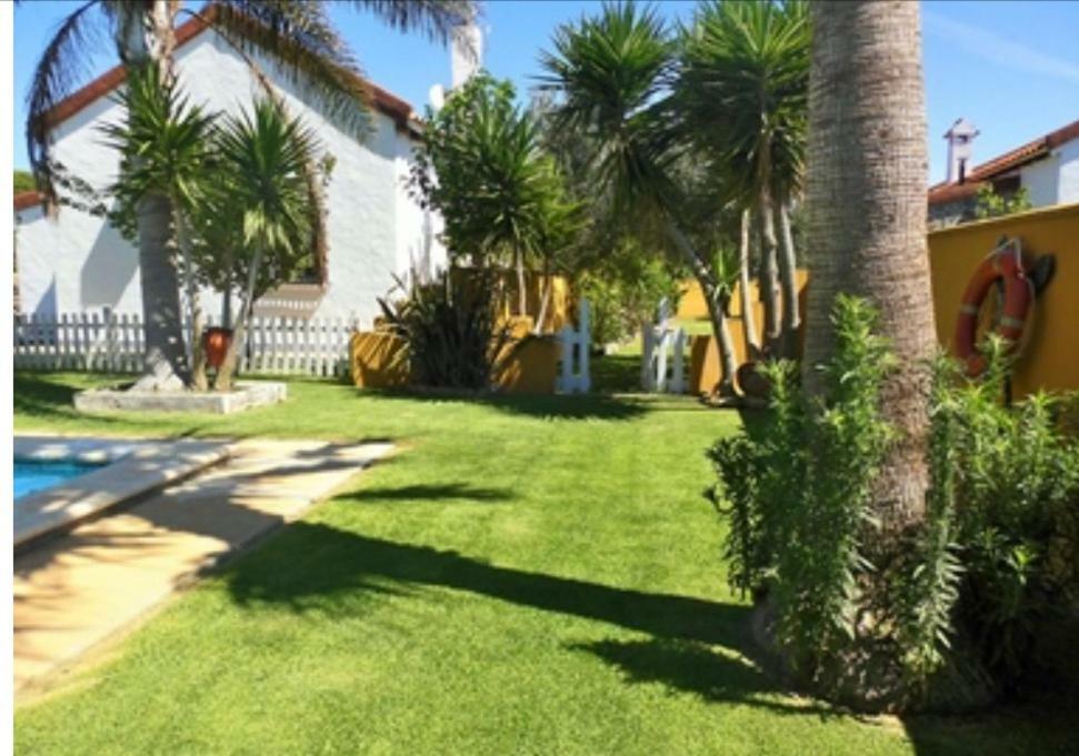 Chalet La Huerta Con Piscina Y Wifi Conil De La Frontera Bagian luar foto